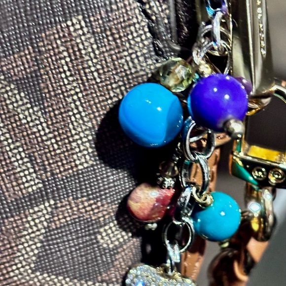 Charming bag charm with Heart Pendant handmade purse charm, zipper charm - Picture 3 of 9